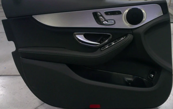Door Card News: Whats Happening? Get the Inside Scoop Right Here!