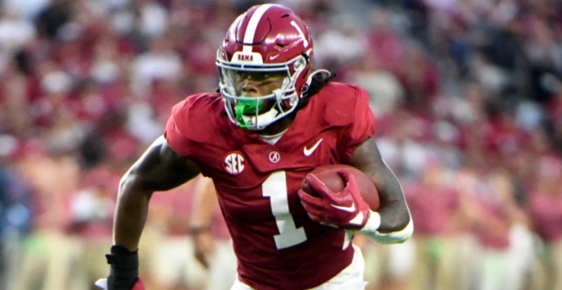 Alabama vs Auburn Spread: Whos Favored to Win in This Years Iron Bowl Showdown?