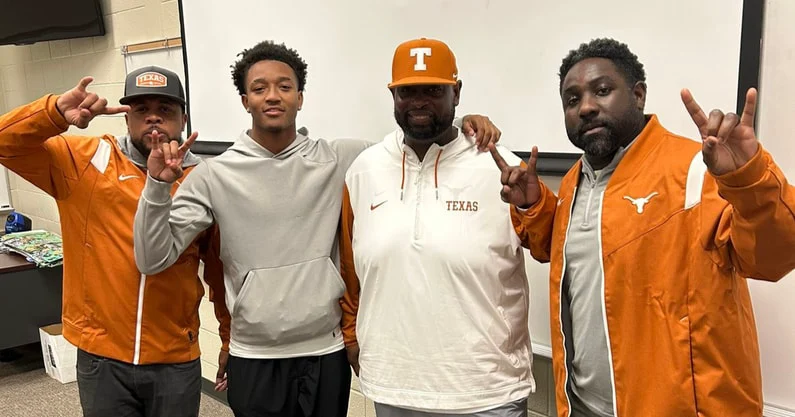 Longhorn baseball recruiting: Top tips for getting noticed!
