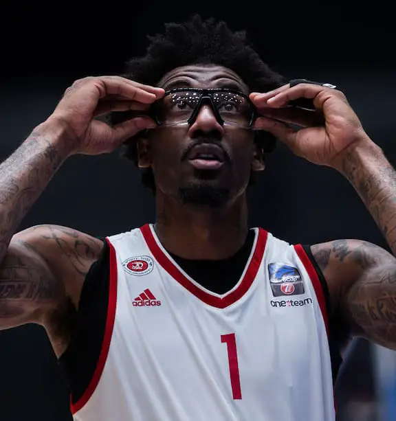 Amare Stoudemire Goggles: A Look Back (Eye Protection Guide)