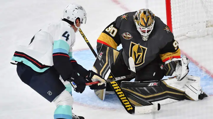 Bruins vs Knights Predictions: Who Will Win Tonight?