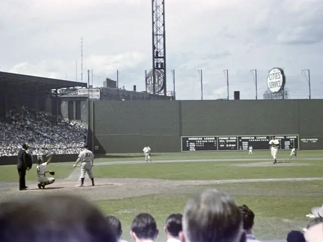 1918 to 2004 Fenway Park:The old ballparks best years?