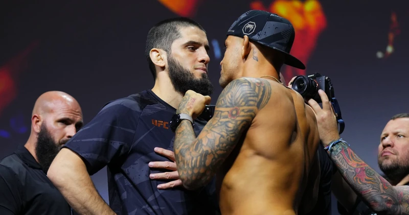 Expert Prediction: Holland vs Oleksiejczuk Fight Analysis